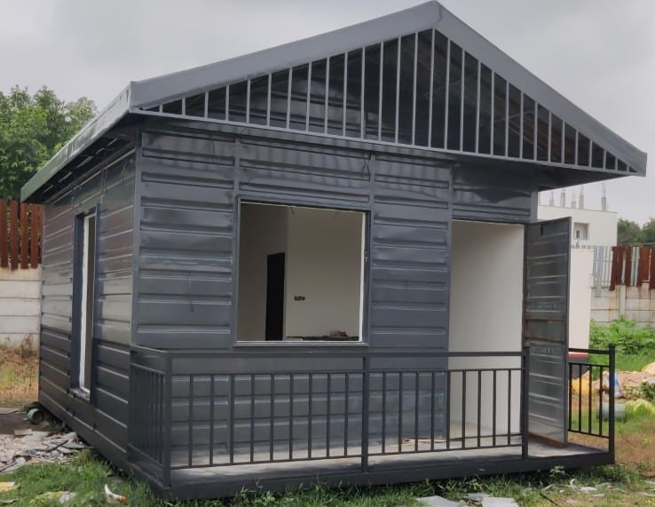 👆Mini Portable Farmhouse W12'xL24'xH9' With Furniture